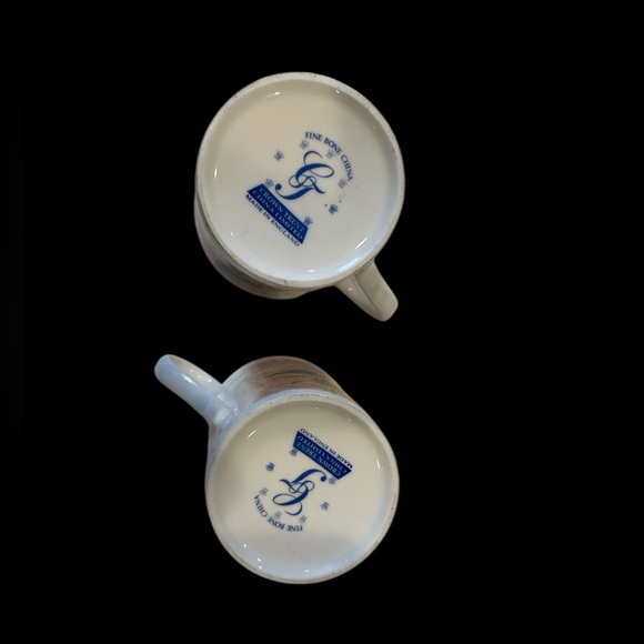 Crown Trent China Limited Fine Bone China  floral design mugs (2) - Picture 2 of 8